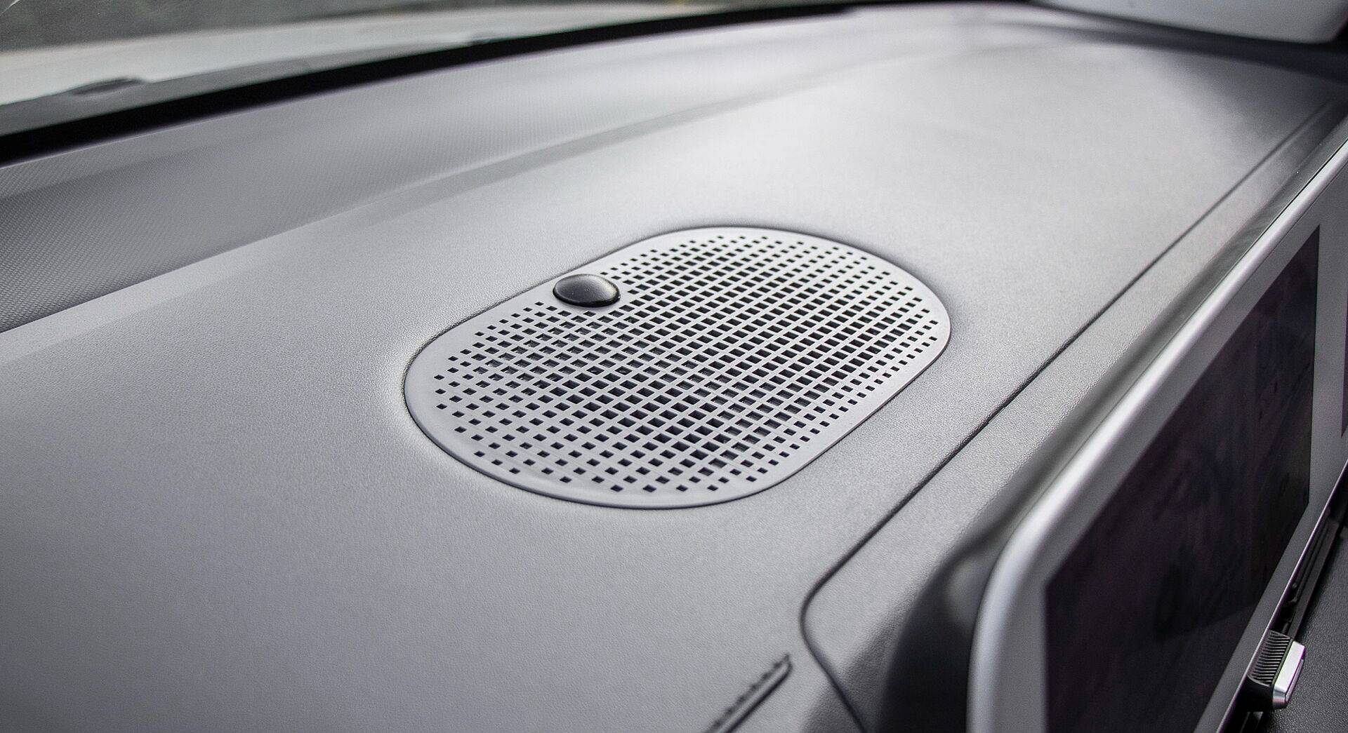 Hyundai Ioniq 5 interior view 21