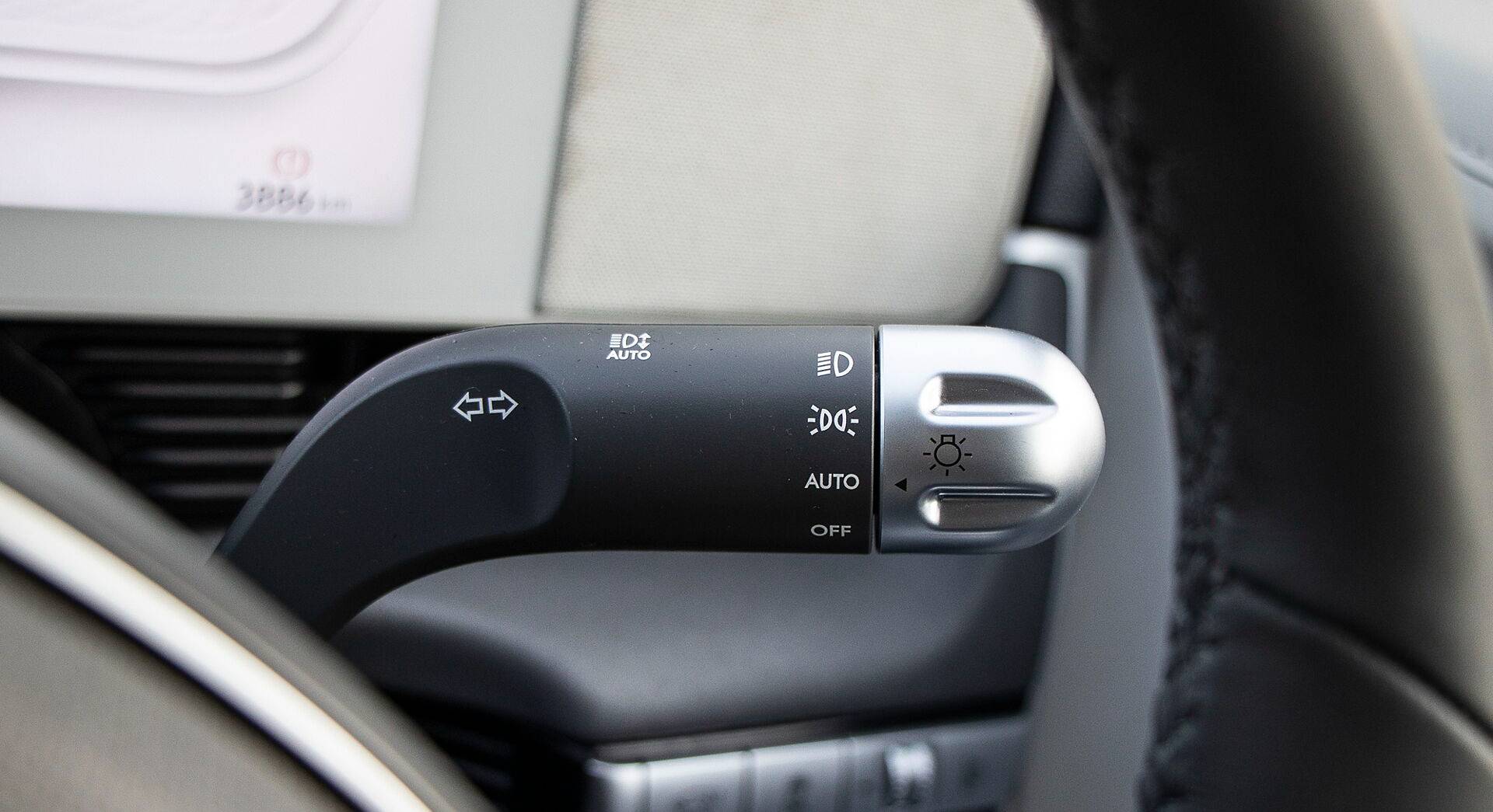 Hyundai Ioniq 5 interior view 26