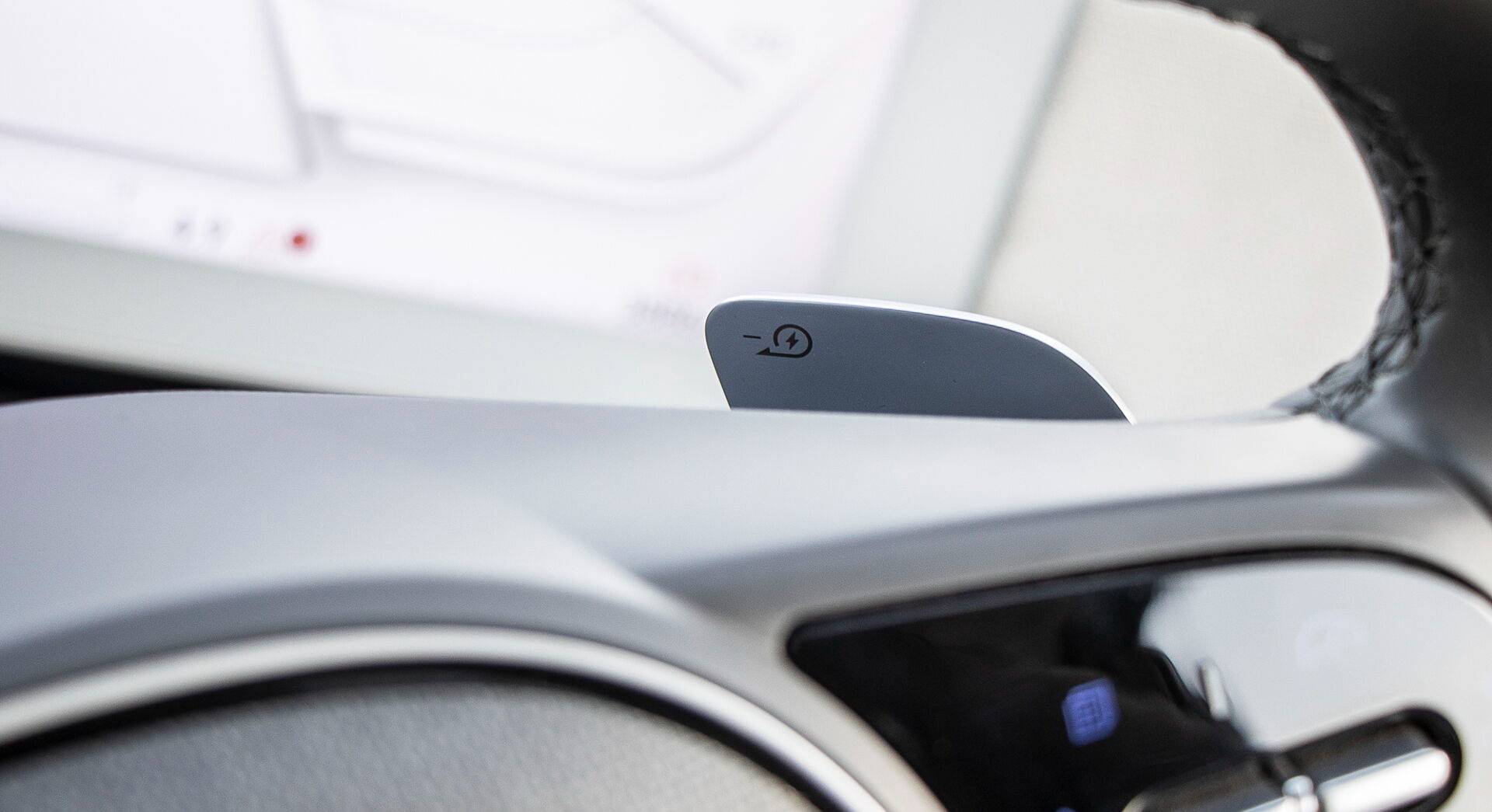 Hyundai Ioniq 5 interior view 28