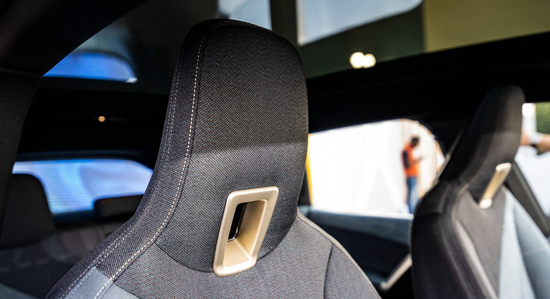 BMW iX xDrive50 interior view 14
