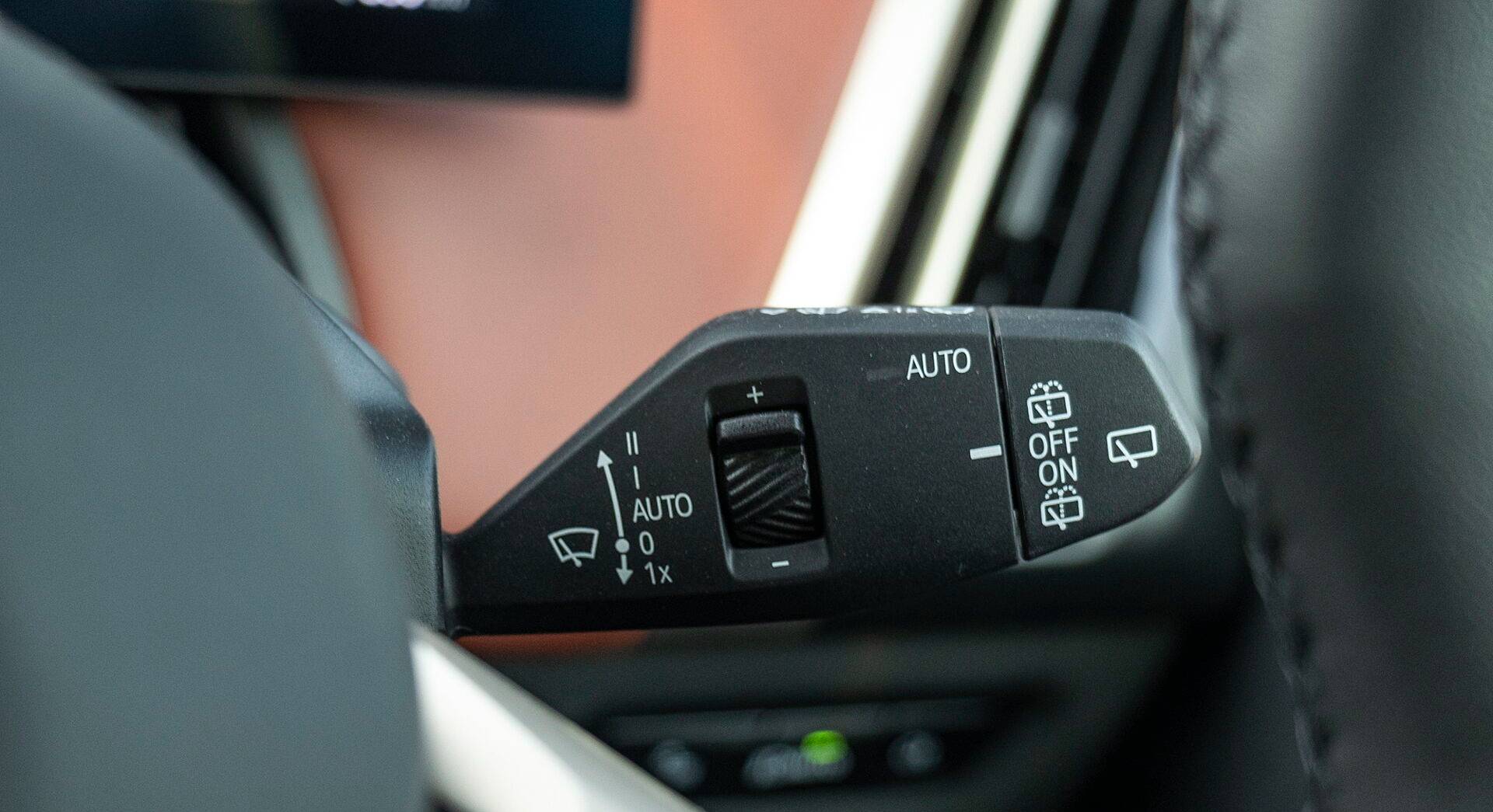 BMW iX xDrive50 interior view 16