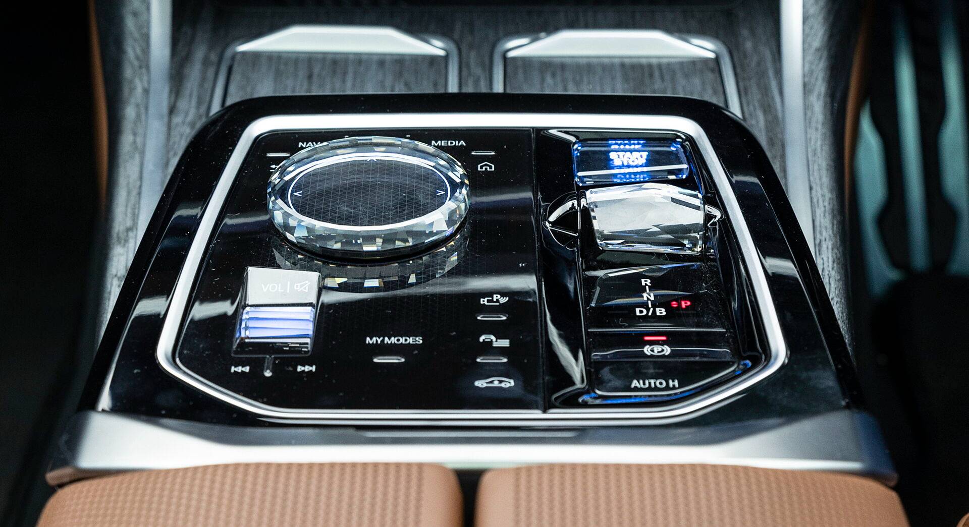BMW i7 interior view 16