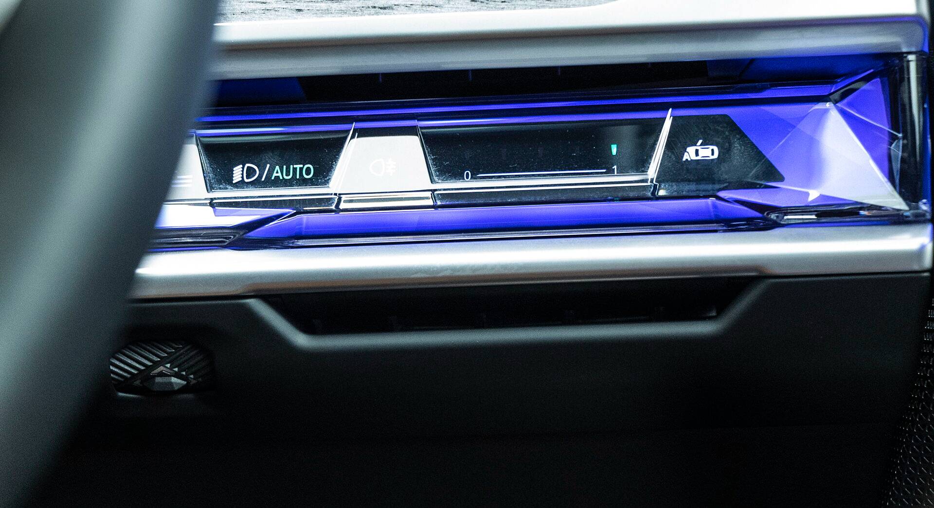 BMW i7 interior view 20