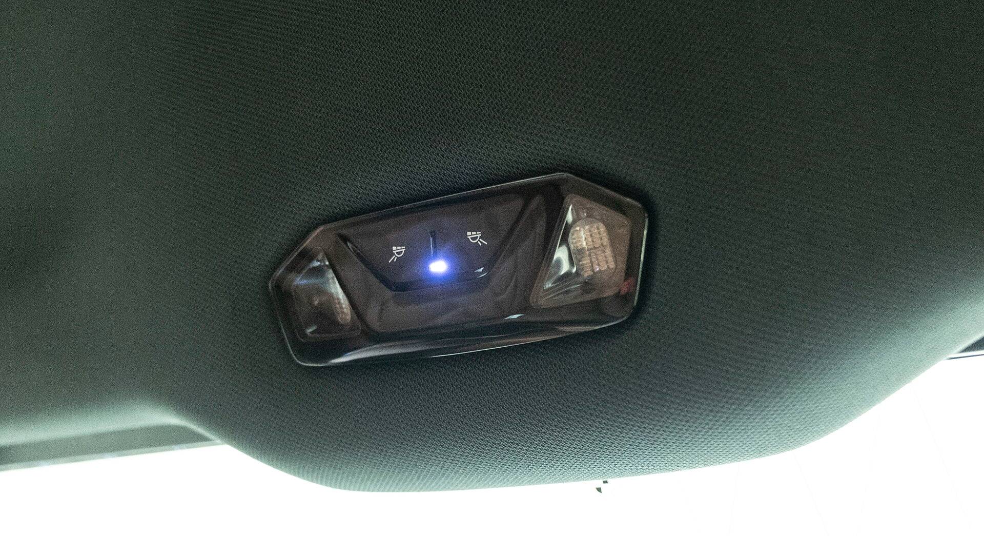 BMW i7 interior view 32