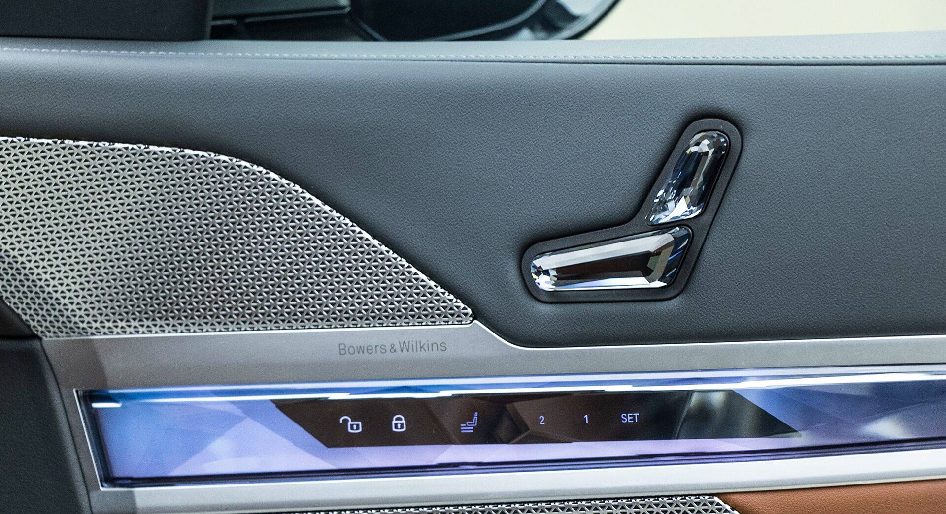 BMW i7 interior view 36