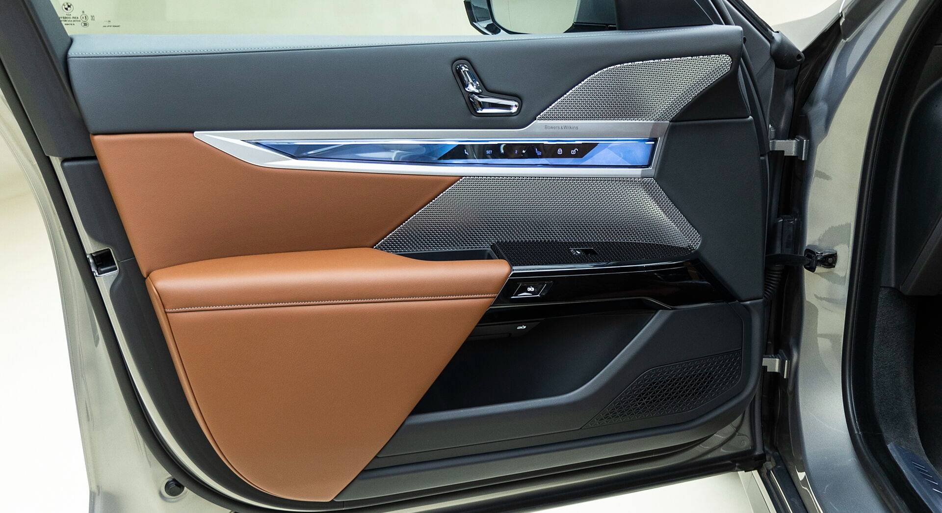 BMW i7 interior view 40