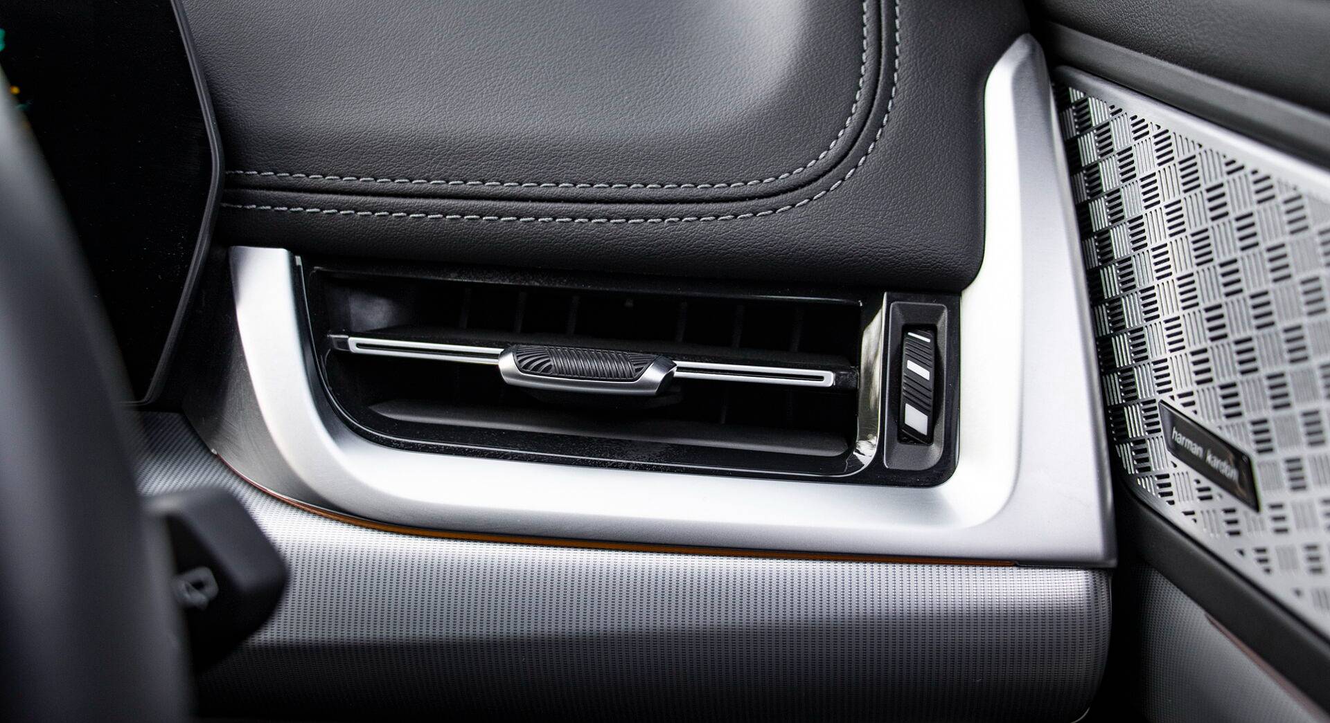 BMW iX1 interior view 24