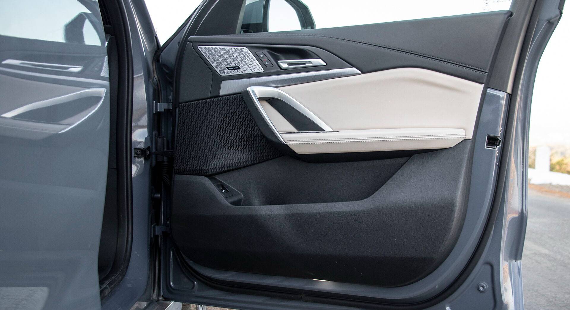 BMW iX1 interior view 37
