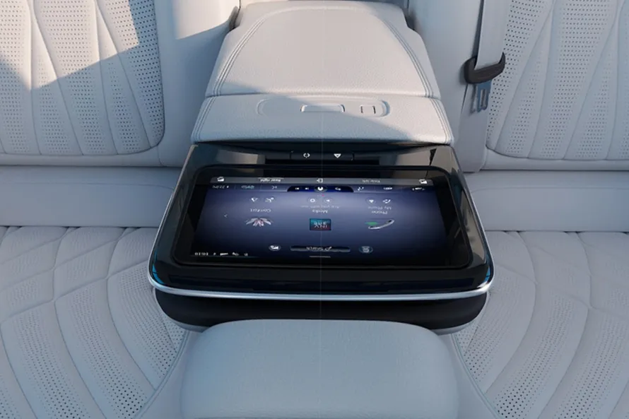 Mercedes-Benz EQS 580 4Matic interior view 6