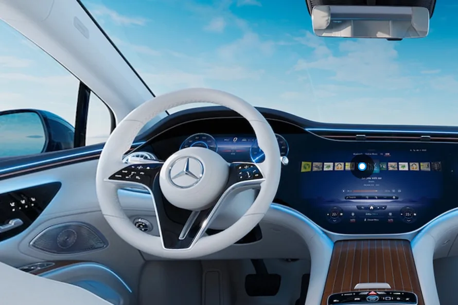 Mercedes-Benz EQS 580 4Matic interior view 2