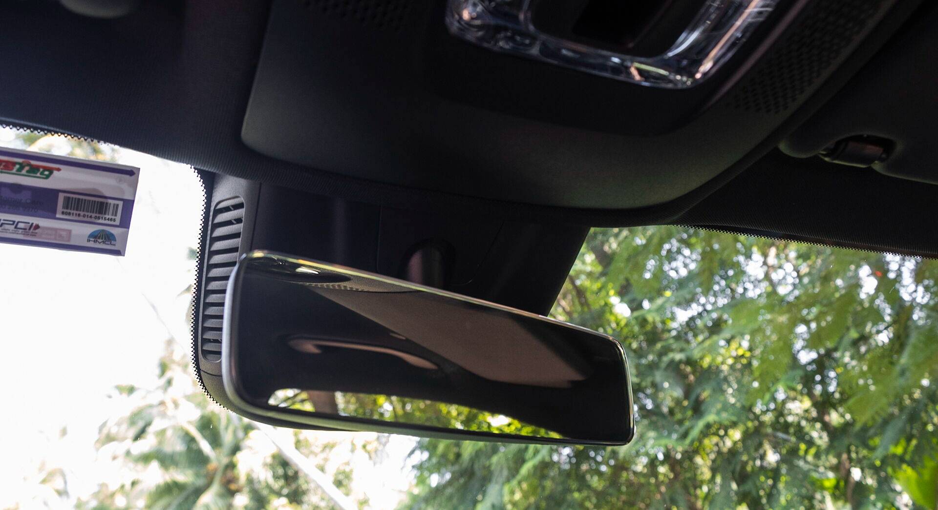 Mercedes-Benz EQB 350 4Matic interior view 23