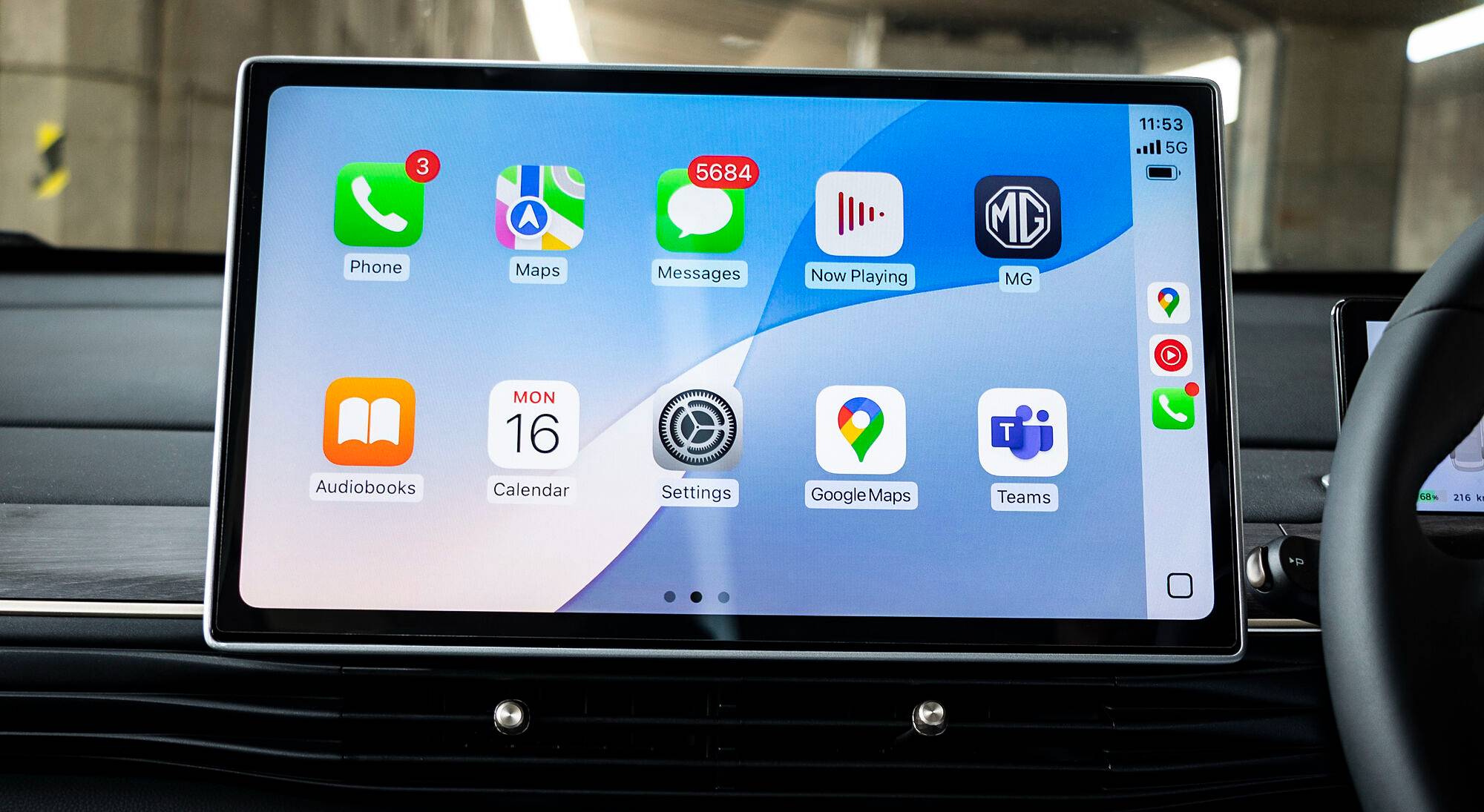 MG Windsor EV interior view 7