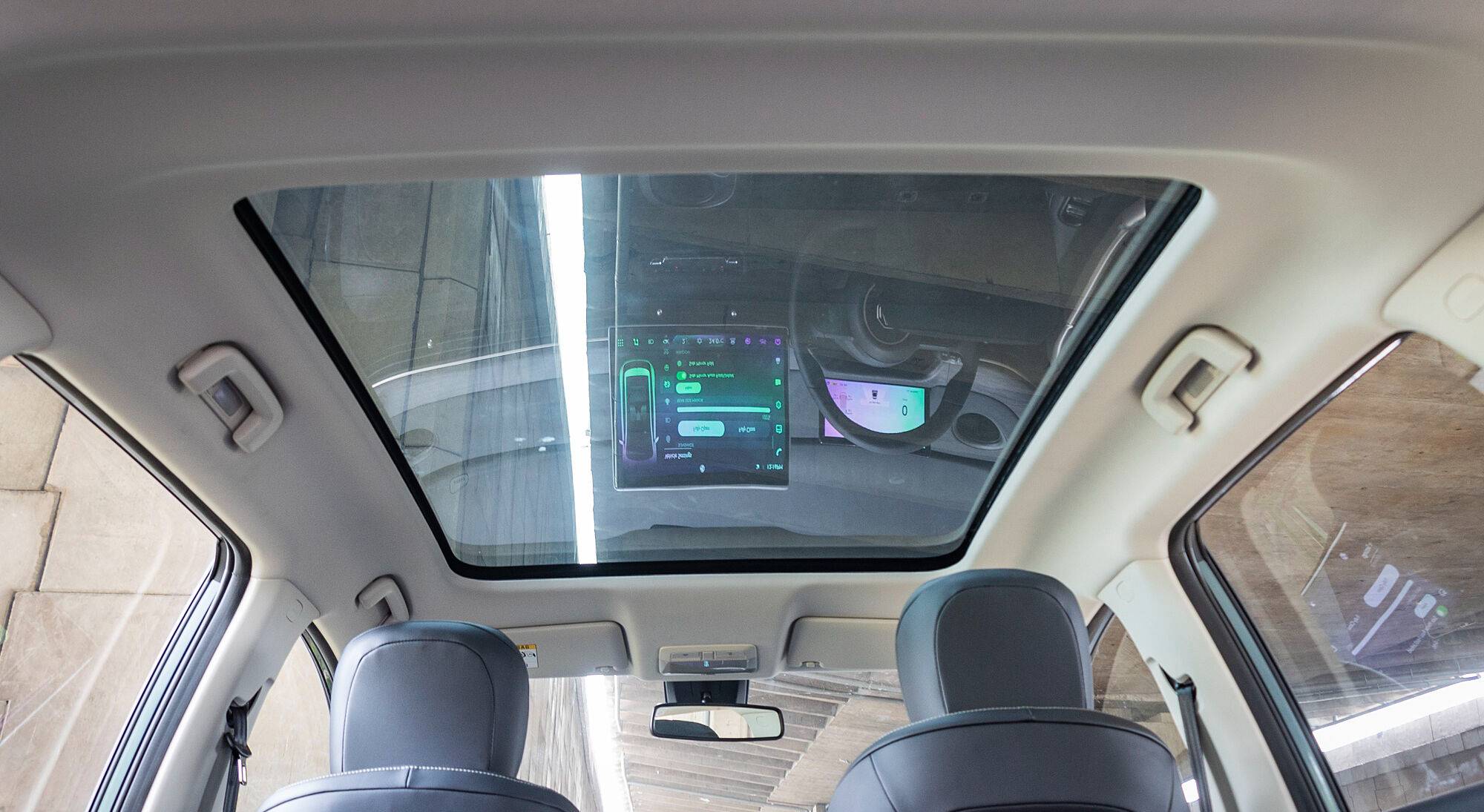 MG Windsor EV interior view 15