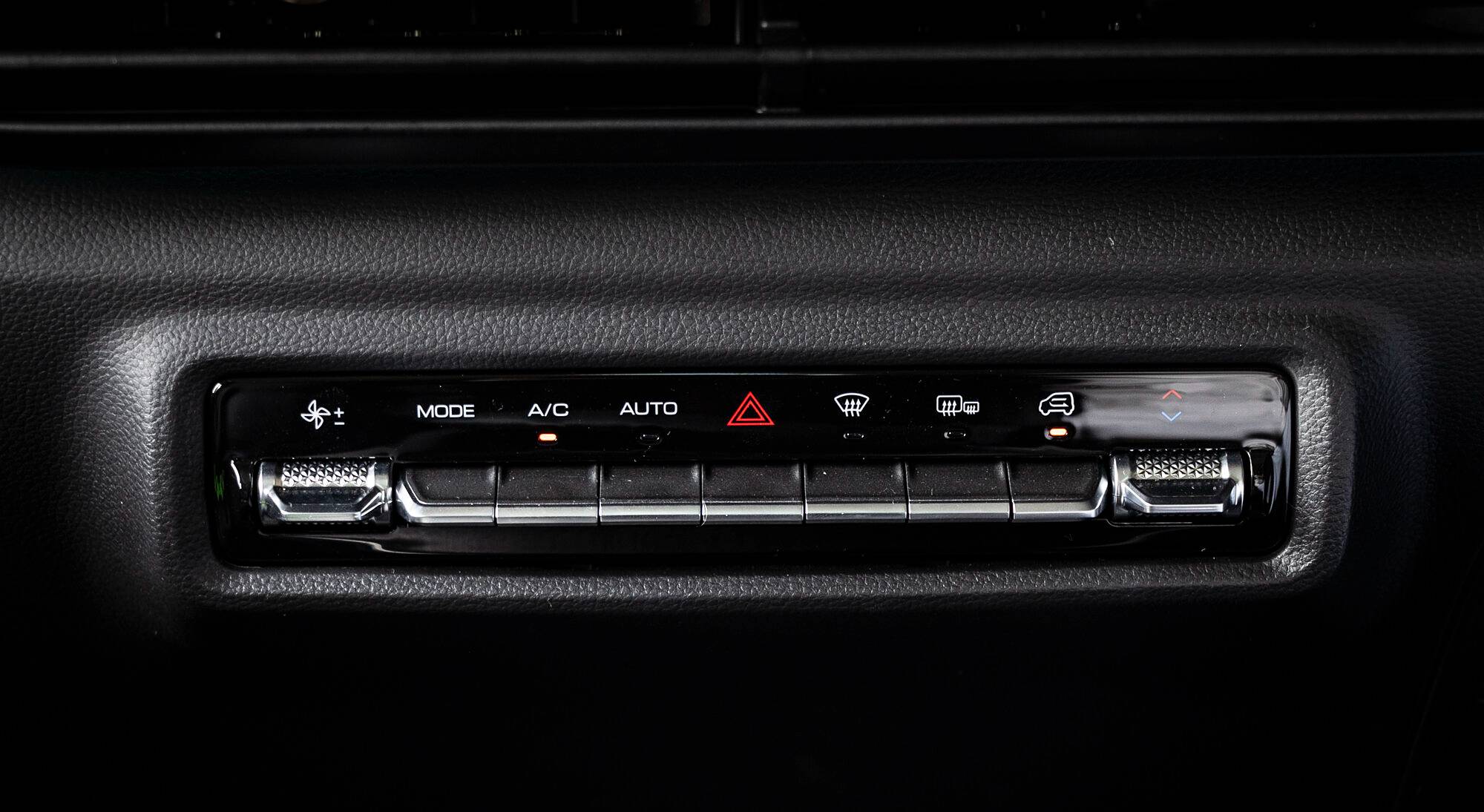 MG Windsor EV interior view 21