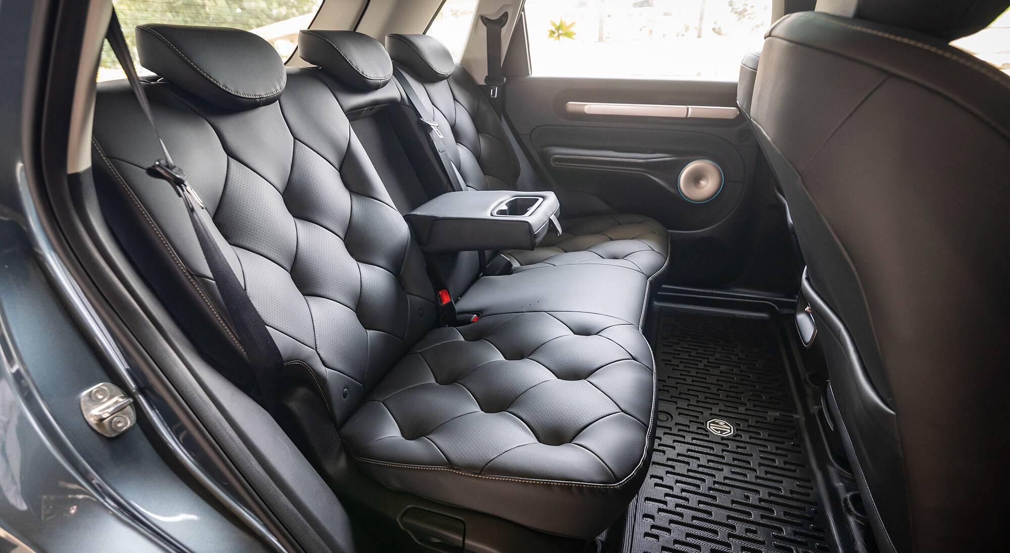 MG Windsor EV interior view 33
