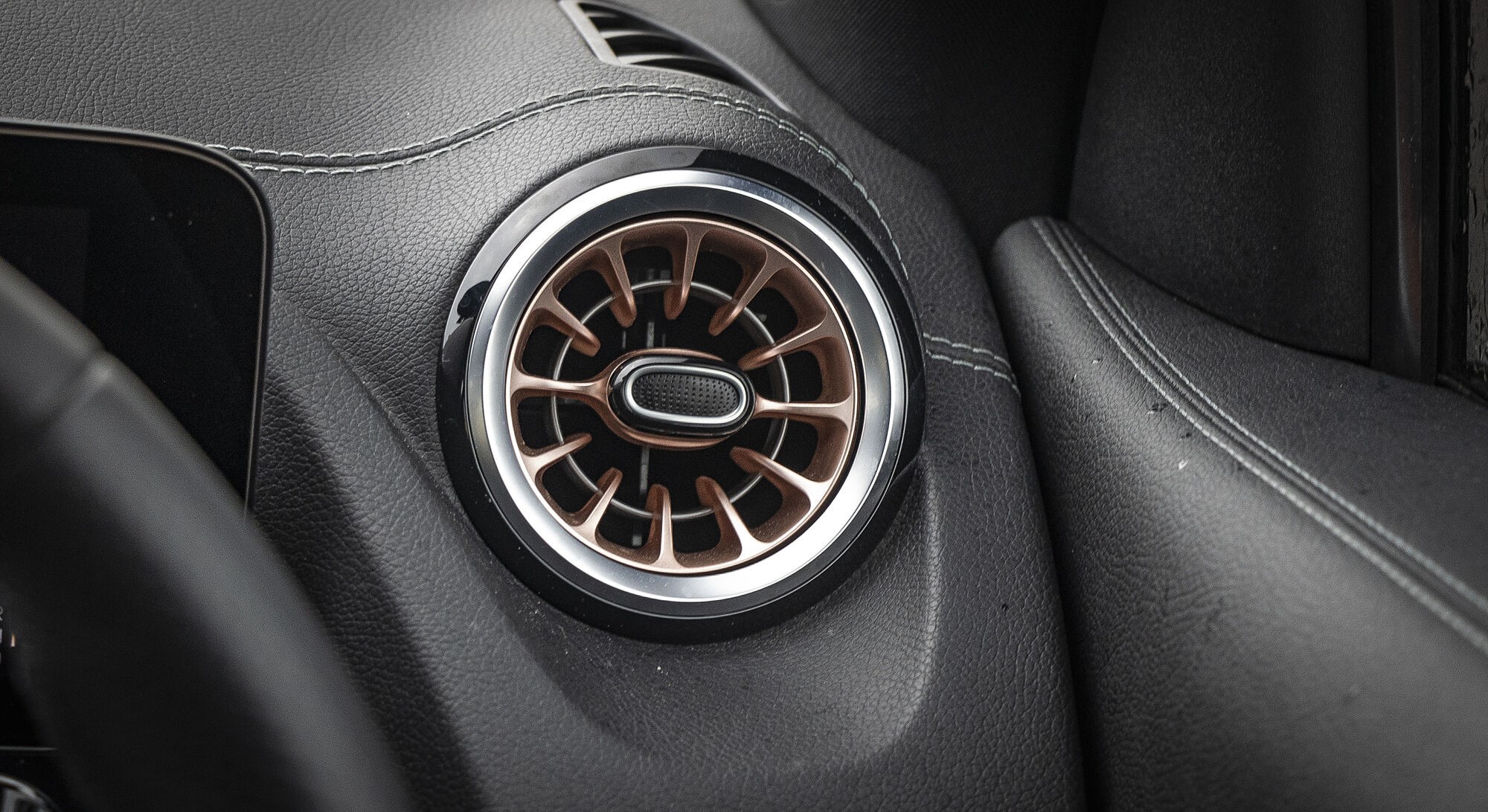 Mercedes-Benz EQA 250+ interior view 14