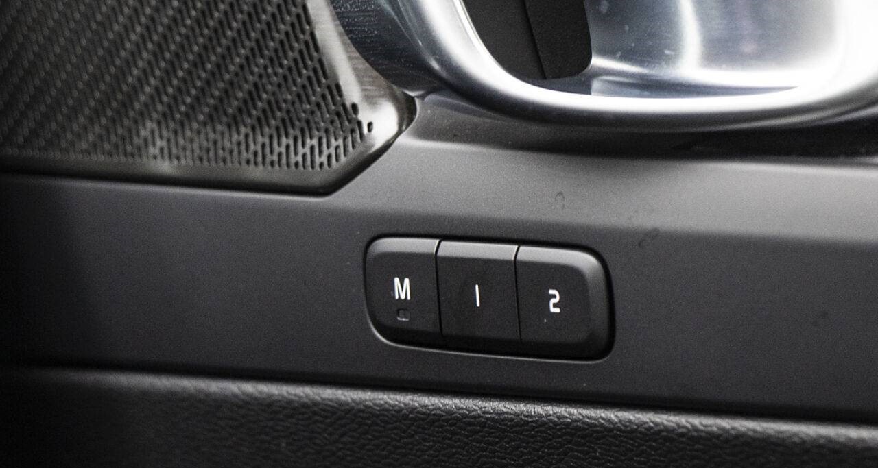 Volvo C40 Recharge interior view 18