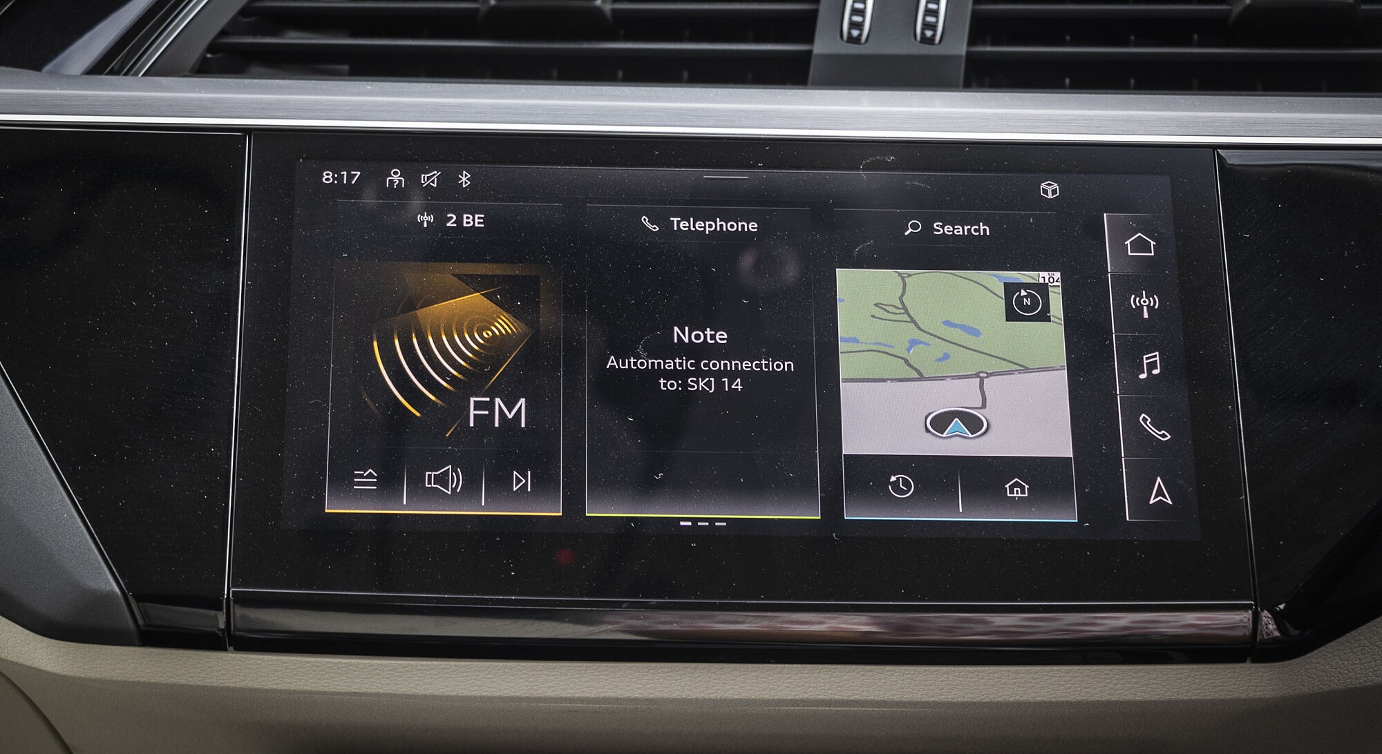 Audi Q8 e-tron interior view 3