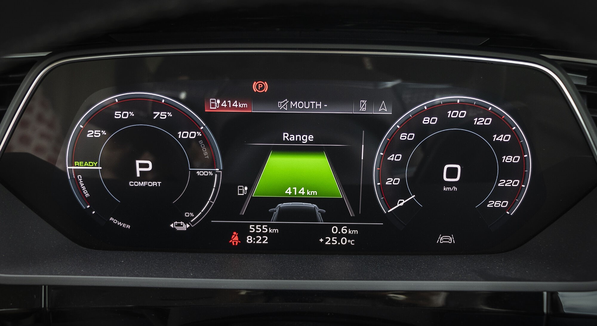 Audi Q8 e-tron interior view 5