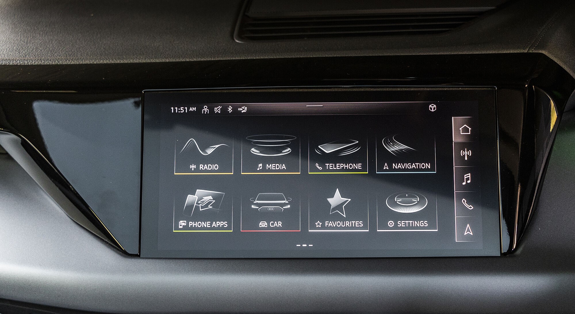 Audi e-tron GT interior view 3