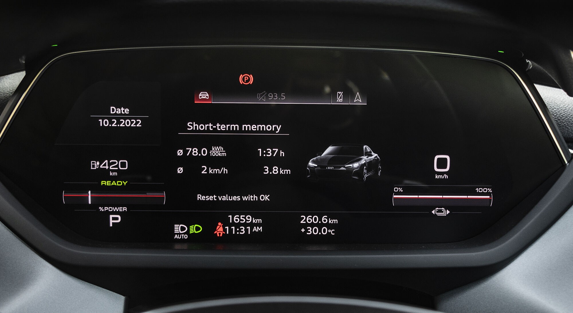 Audi e-tron GT interior view 2