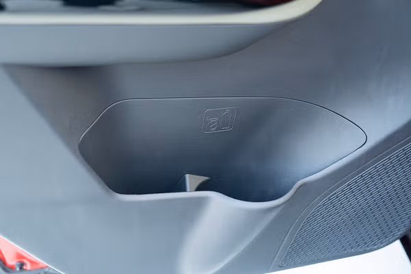 Mahindra XEV 9e interior view 26