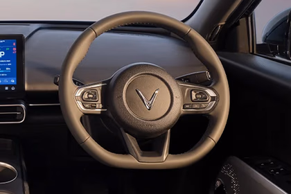 VinFast MPV 7 interior view 5
