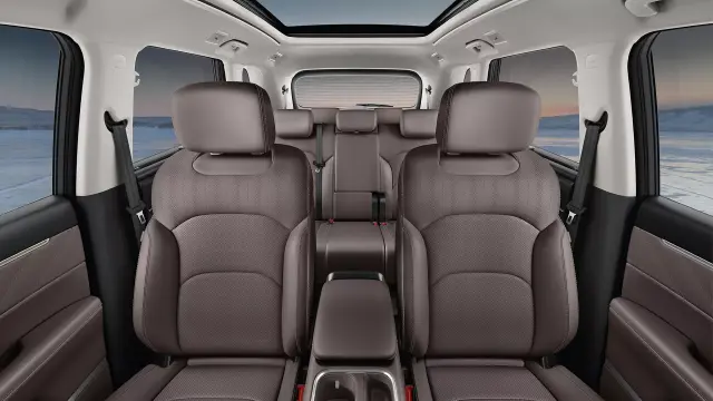 MG Hector Tomahawk PHEV interior - Seats - image