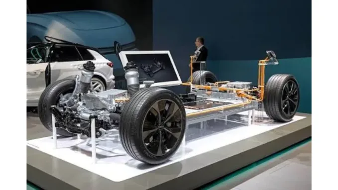 The Torcal uses an advanced 800-volt electric architecture.