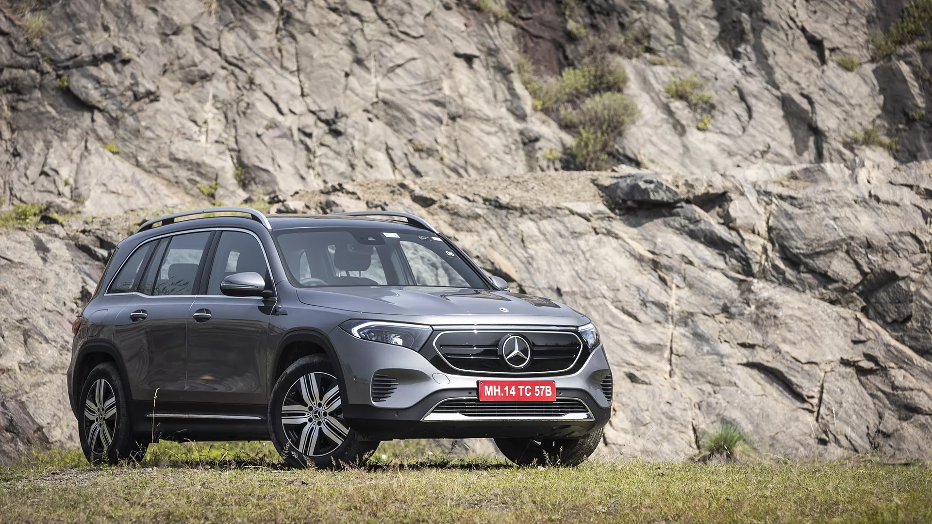 Mercedes-Benz EQB 350 4Matic — 77.50 Lakh*