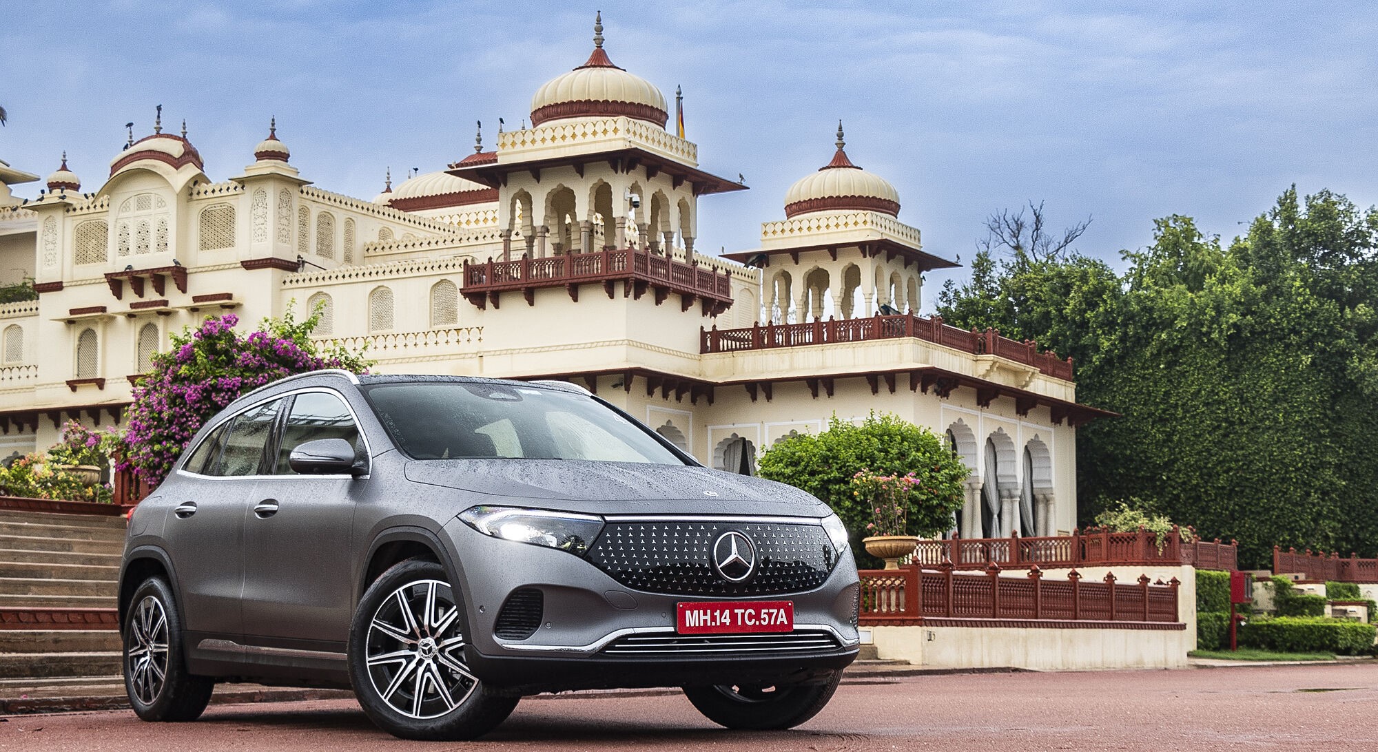 Mercedes-Benz EQA 250+ — 66 Lakh*