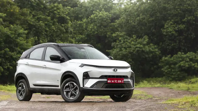 TATA Nexon EV 45 — 13.99 - 17.29 Lakh*